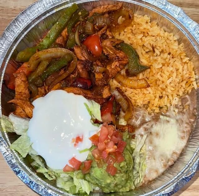 Fajitas De Pollo Special.